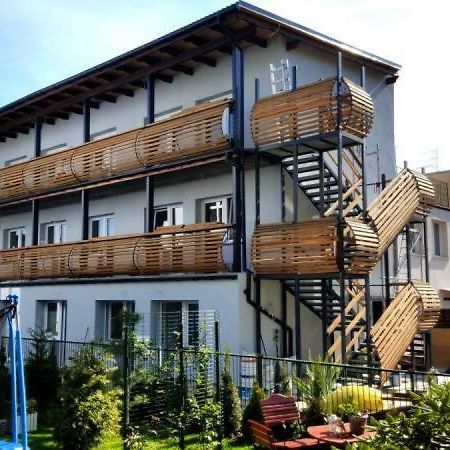 Roza Wiatrow Dom Wypoczynkowy Kolobrzeg Ngoại thất bức ảnh